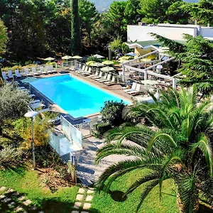 Novotel Est Porte D'aubagne 4* Marseille